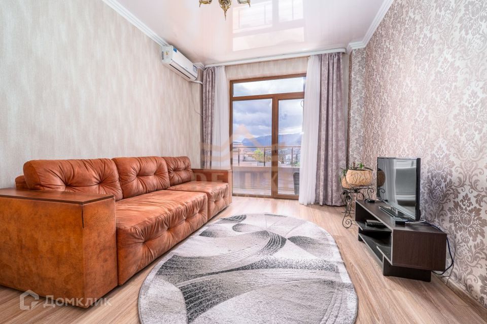 Продаётся 2-комнатная квартира, 63 м²