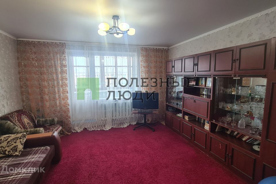 Продаётся 4-комнатная квартира, 81.4 м²