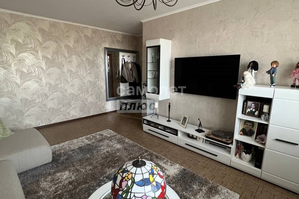 Продаётся 3-комнатная квартира, 64 м²