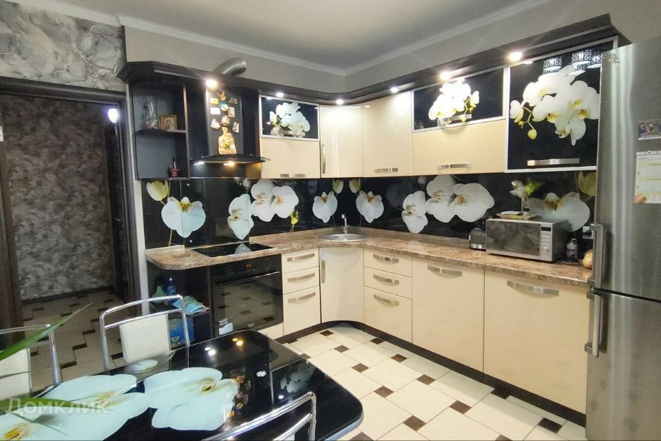 Продаётся 2-комнатная квартира, 56.4 м²