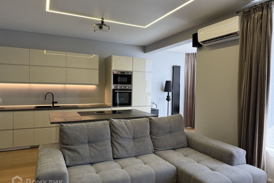 Продаётся 1-комнатная квартира, 50 м²