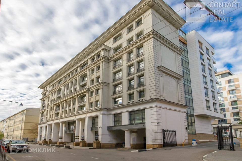 Продаётся 4-комнатная квартира, 168.8 м²