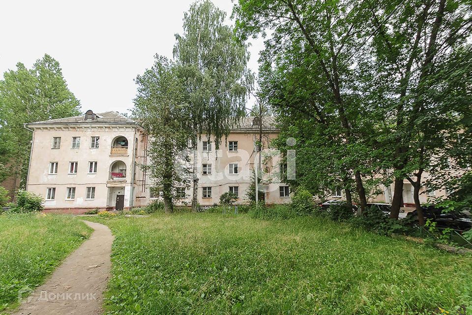 Продаётся комната в 3-комн. квартире, 76.5 м²