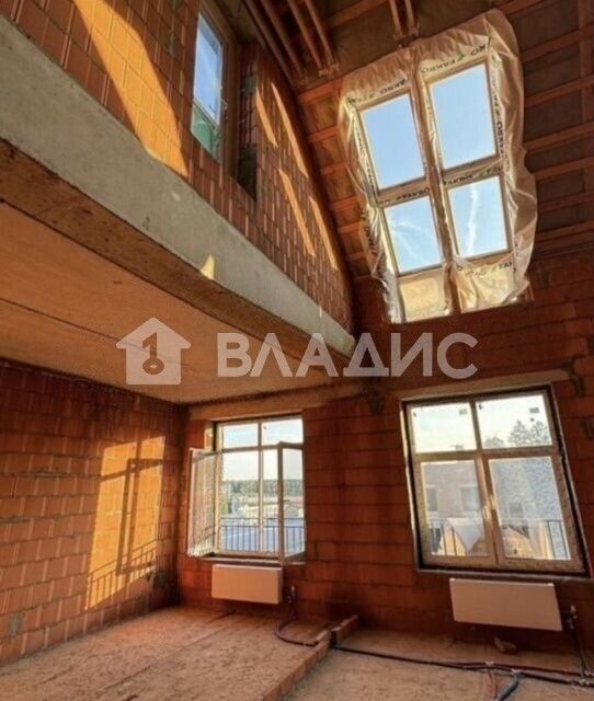 Продаётся 3-комнатная квартира, 100 м²