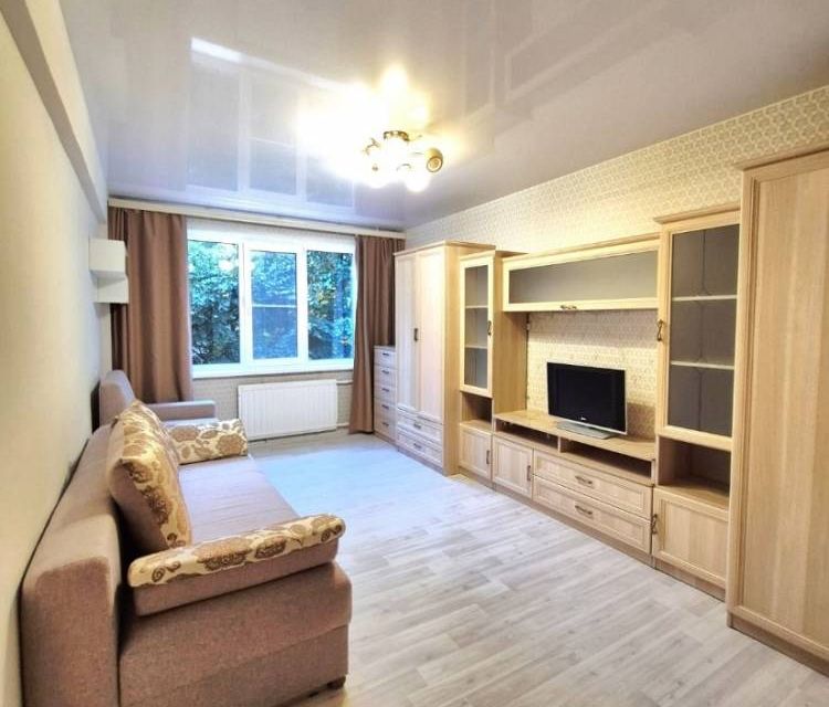 Сдаётся 1-комнатная квартира, 35 м²