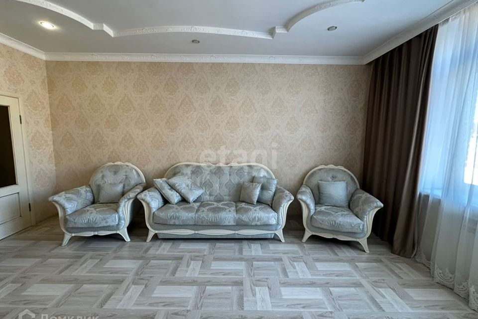 Продаётся 3-комнатная квартира, 100 м²