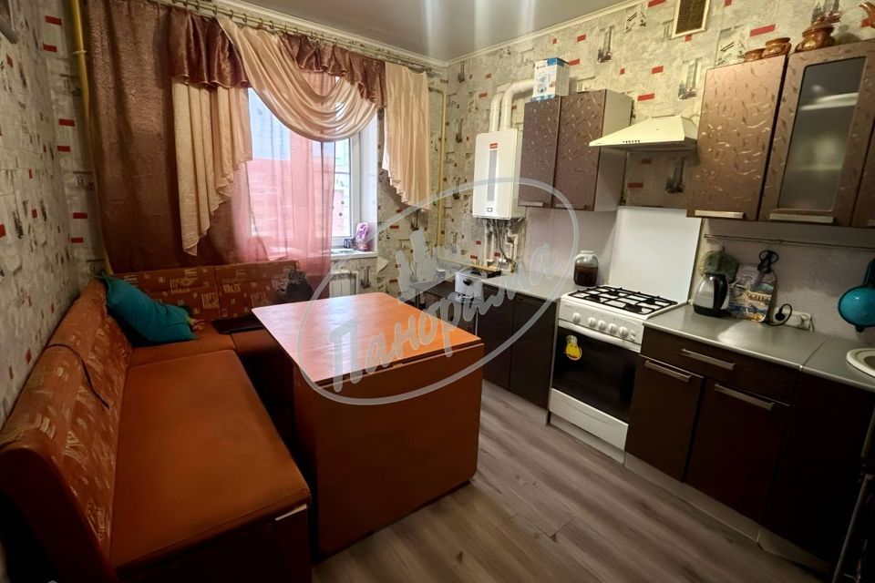 Продаётся 1-комнатная квартира, 42.8 м²