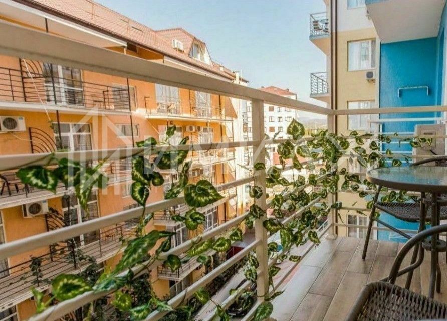 Продаётся 1-комнатная квартира, 38 м²
