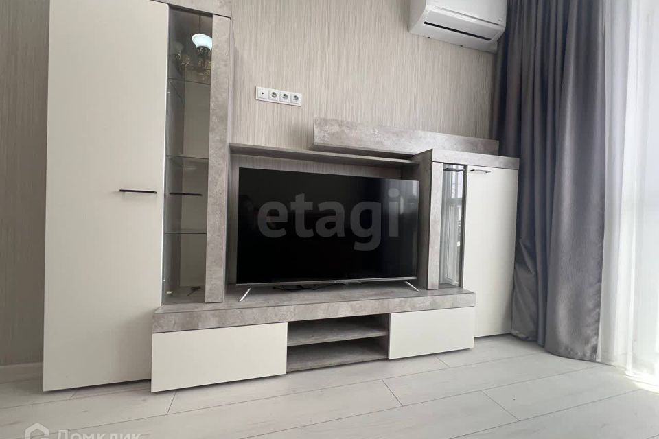 Продаётся 1-комнатная квартира, 37.8 м²
