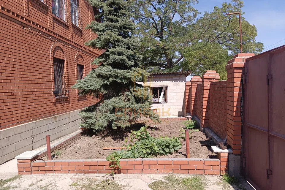 Продаётся 2-этажный дом, 241.4 м²