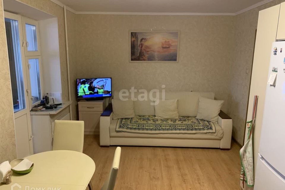 Продаётся 2-комнатная квартира, 104 м²