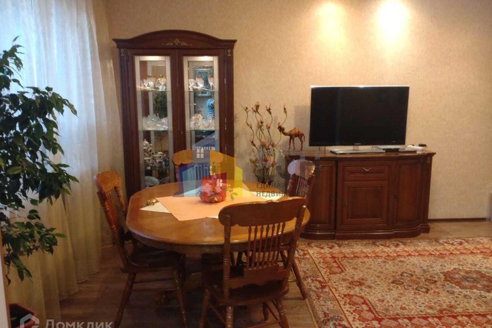 Продаётся 3-комнатная квартира, 82.6 м²