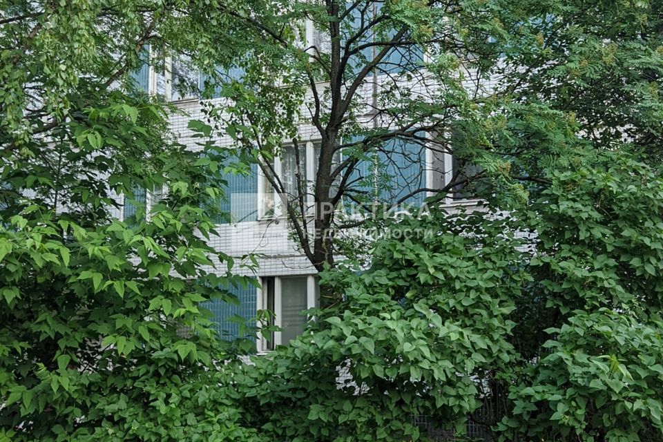 Продаётся 4-комнатная квартира, 63 м²