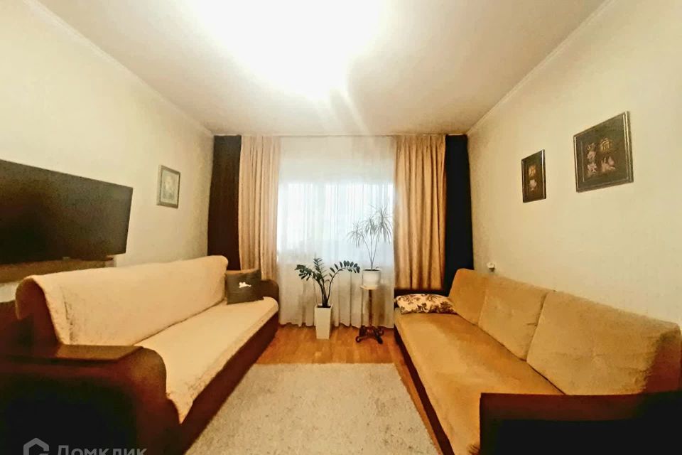 Продаётся 2-комнатная квартира, 56 м²