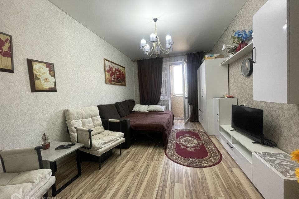 Продаётся 1-комнатная квартира, 38 м²
