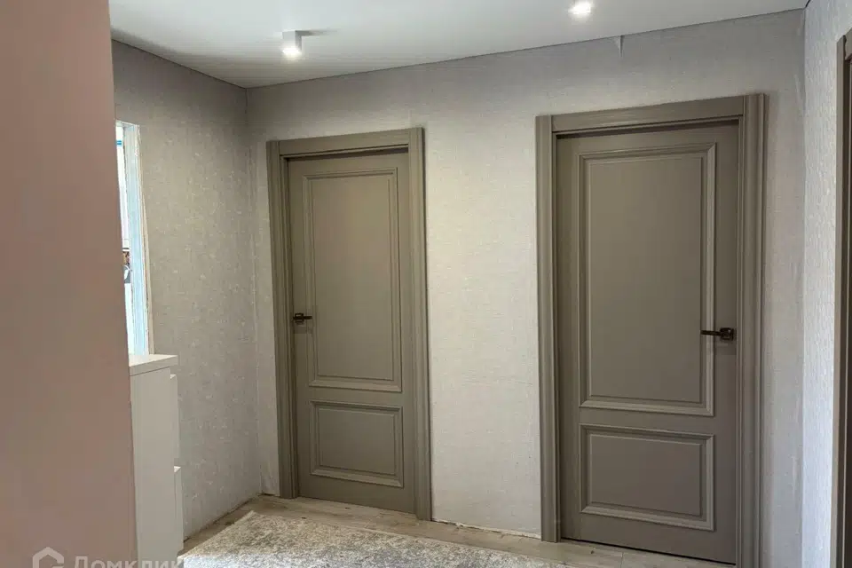 Продаётся 2-этажный дом, 221 м²