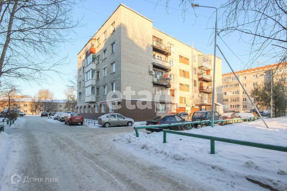 Продаётся 3-комнатная квартира, 60 м²