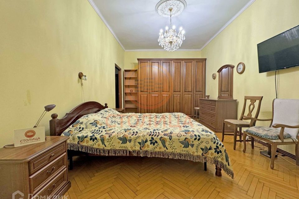 Сдаётся 2-комнатная квартира, 55 м²