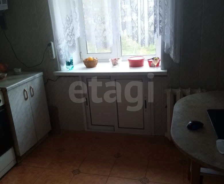 Продаётся 3-комнатная квартира, 56.7 м²