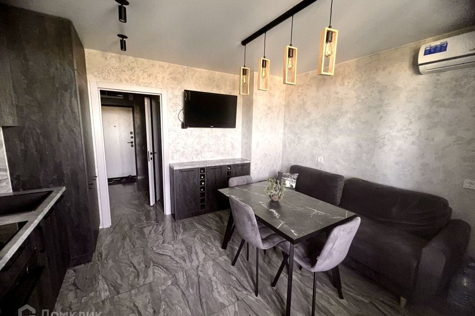 Продаётся 2-комнатная квартира, 65.6 м²