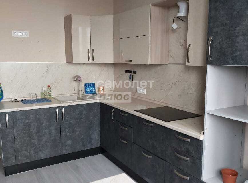 Продаётся 2-комнатная квартира, 62 м²