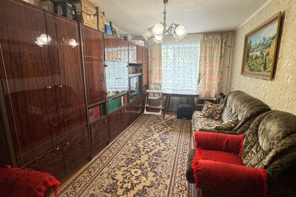 Продаётся 3-комнатная квартира, 54.9 м²