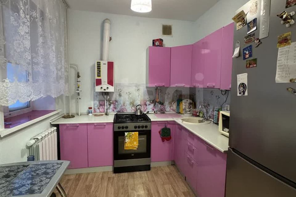 Продаётся 3-комнатная квартира, 46.4 м²