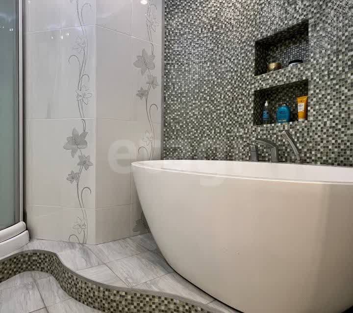 Продаётся 2-комнатная квартира, 68 м²