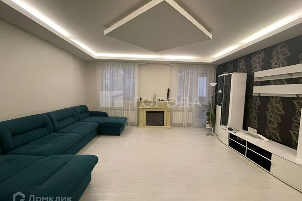Сдаётся 3-комнатная квартира, 126 м²