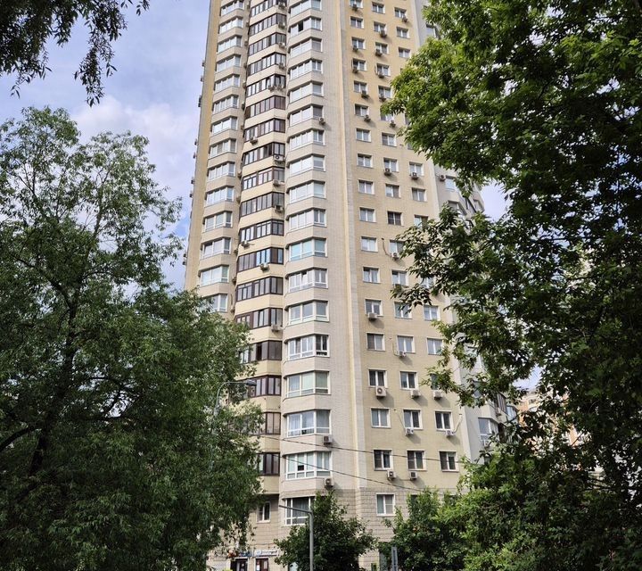 Продаётся 3-комнатная квартира, 90 м²
