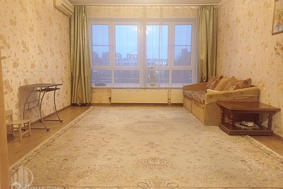 Сдаётся 1-комнатная квартира, 47.3 м²