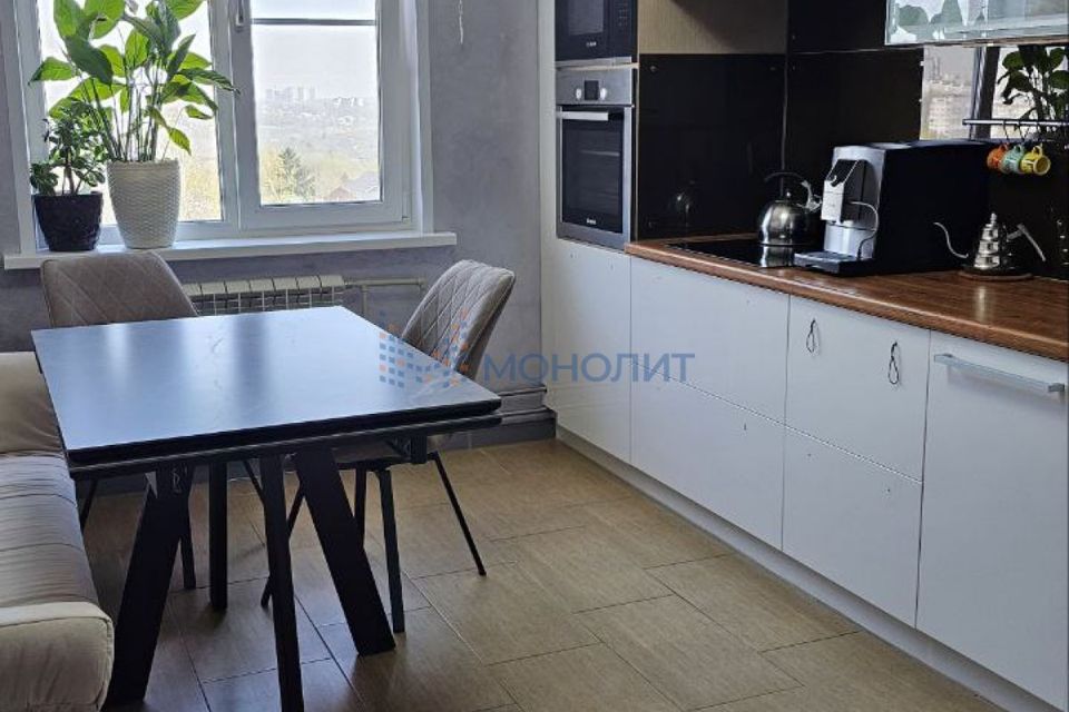 Продаётся 2-комнатная квартира, 58 м²