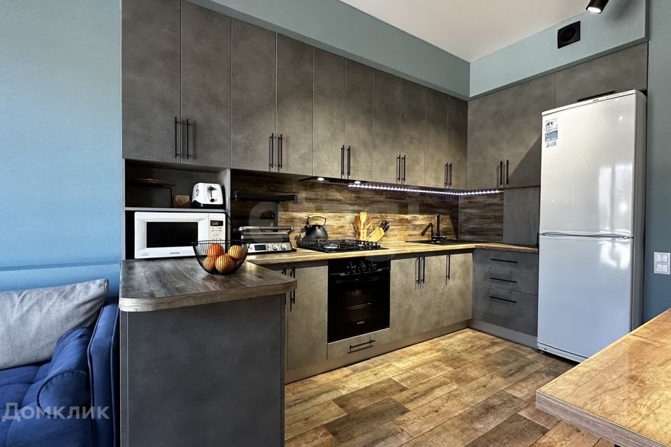 Продаётся 2-комнатная квартира, 61.3 м²