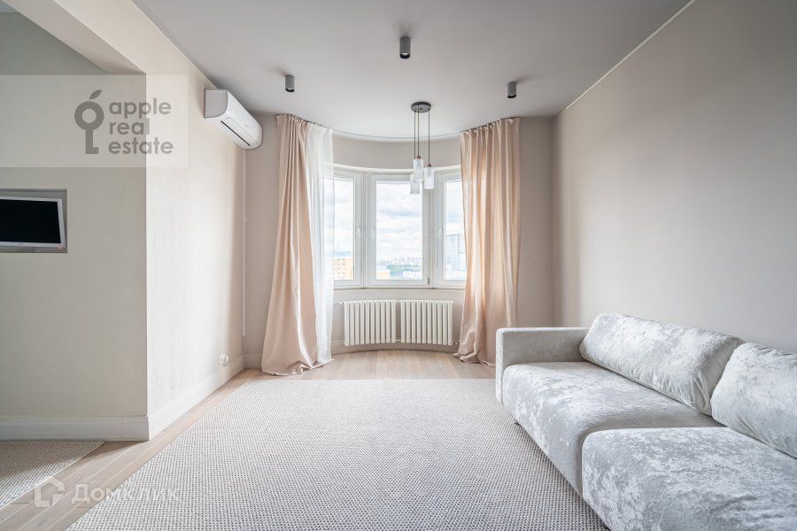 Сдаётся 3-комнатная квартира, 93.4 м²