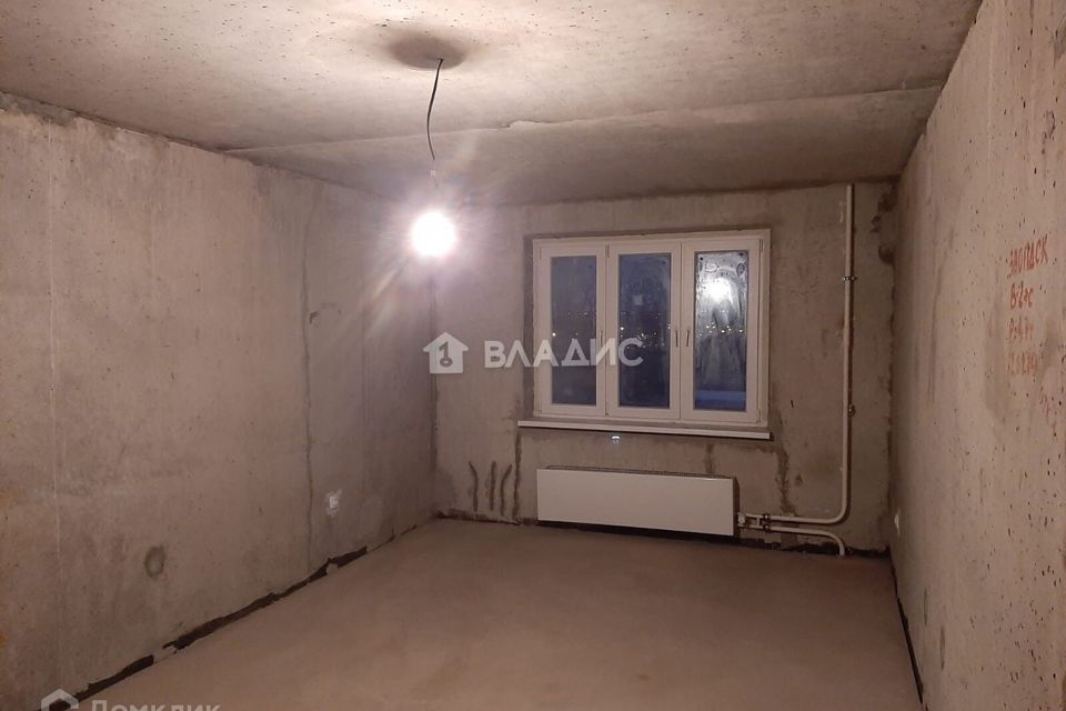 Продаётся 1-комнатная квартира, 42 м²