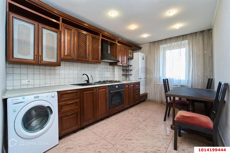 Продаётся 3-комнатная квартира, 64.5 м²