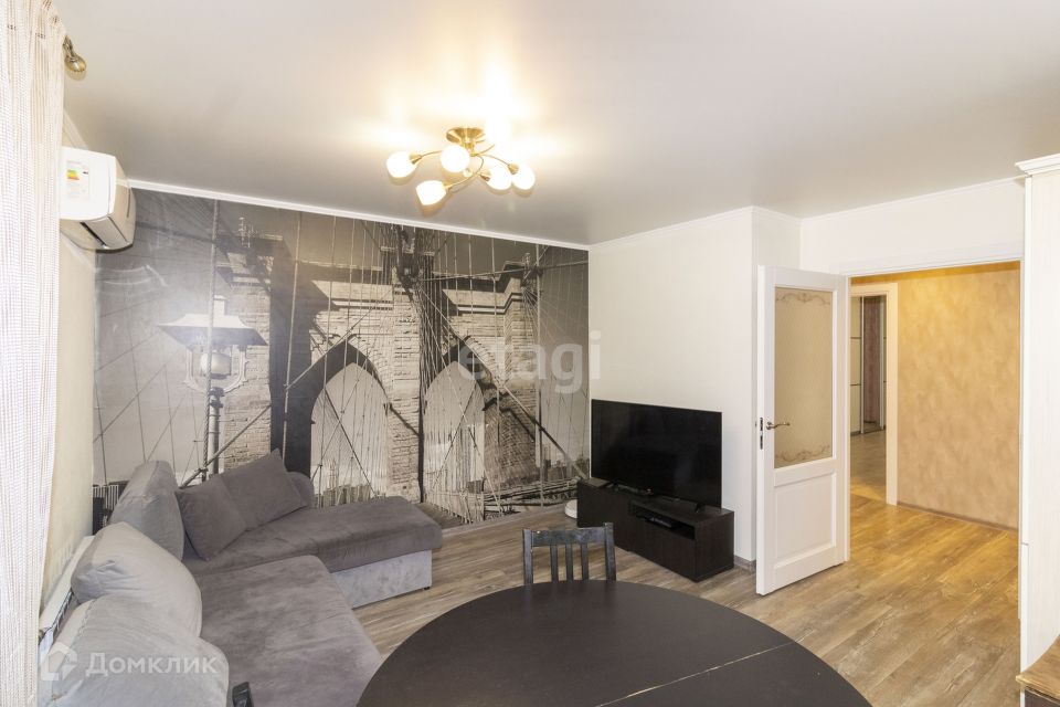 Продаётся 3-комнатная квартира, 82.7 м²