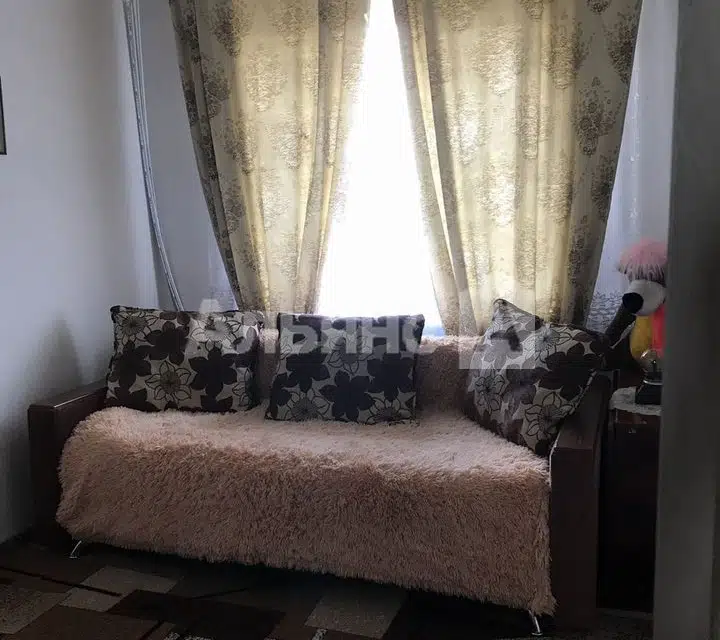 Продаётся 3-комнатная квартира, 56.4 м²