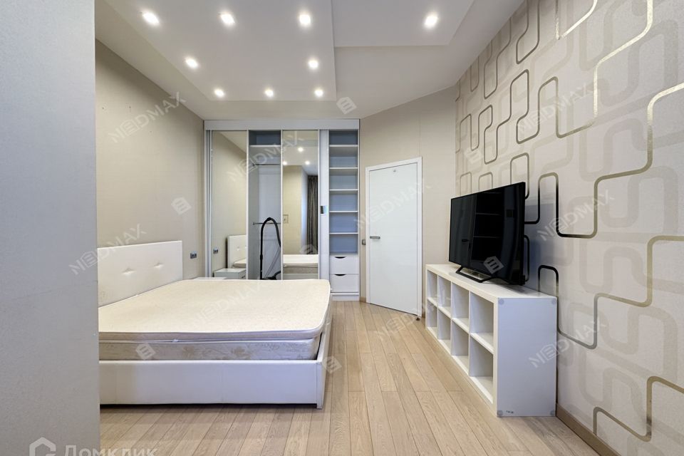 Продаётся 4-комнатная квартира, 87 м²