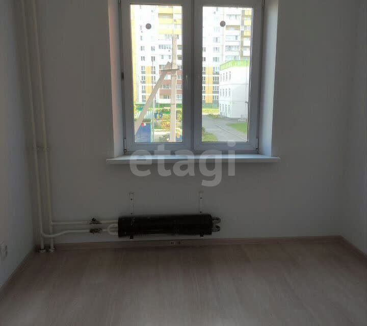 Продаётся 1-комнатная квартира, 43.2 м²