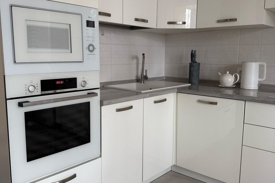 Продаётся 2-комнатная квартира, 59.8 м²