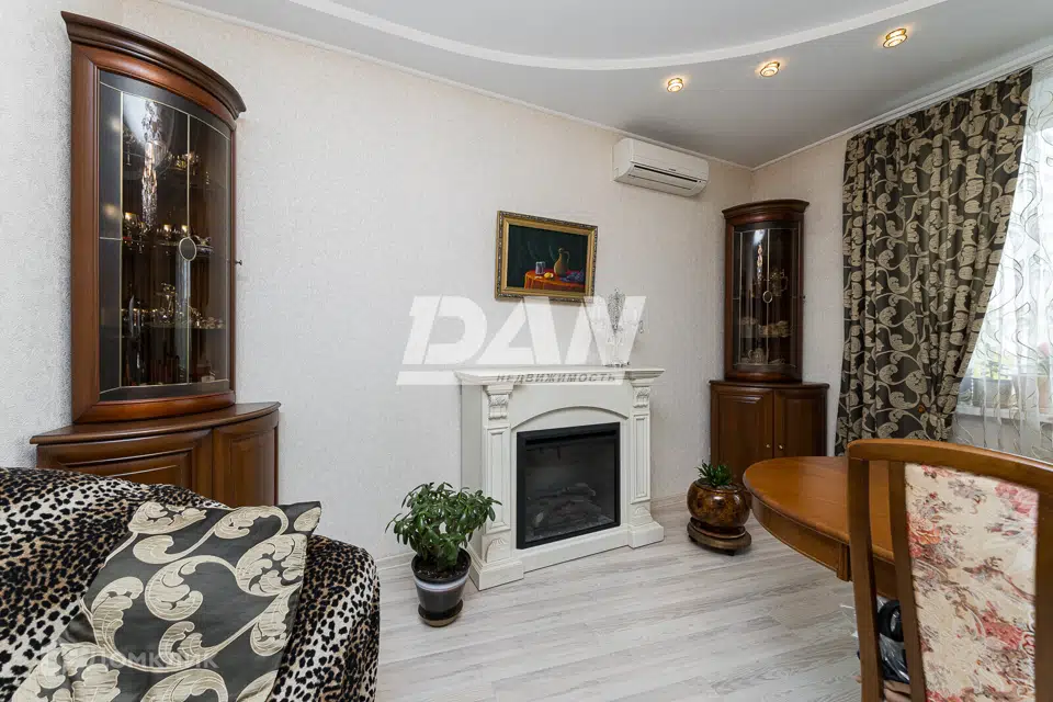 Продаётся 5-комнатная квартира, 151.3 м²