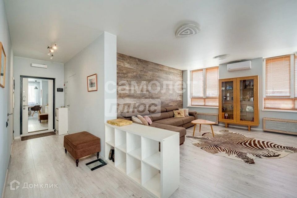 Продаётся 2-комнатная квартира, 58 м²