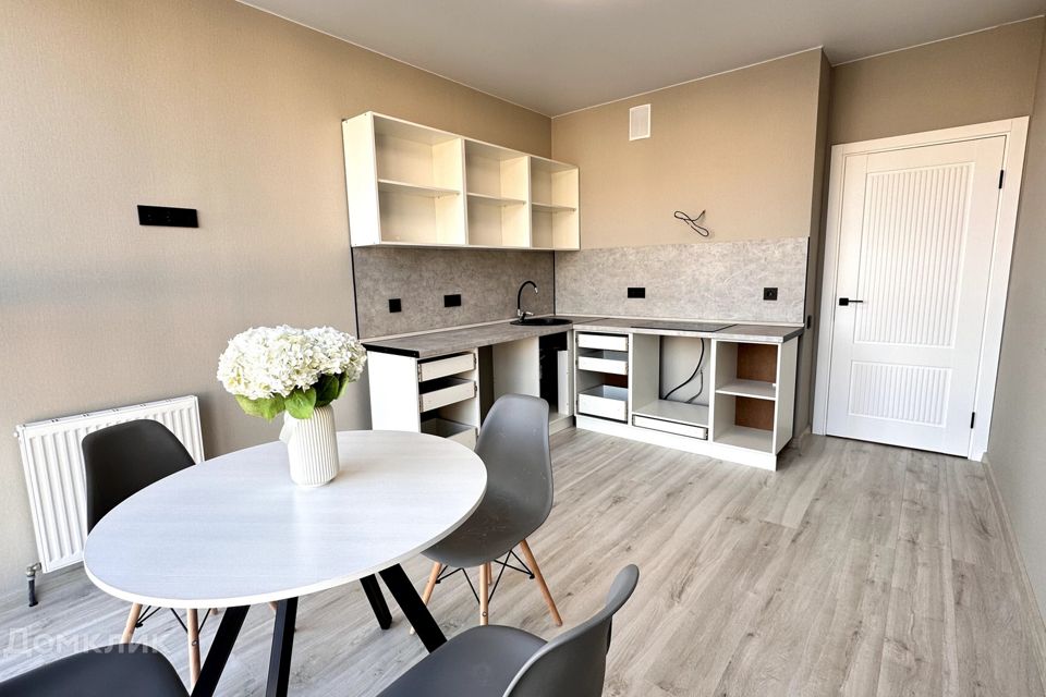 Продаётся 2-комнатная квартира, 63 м²