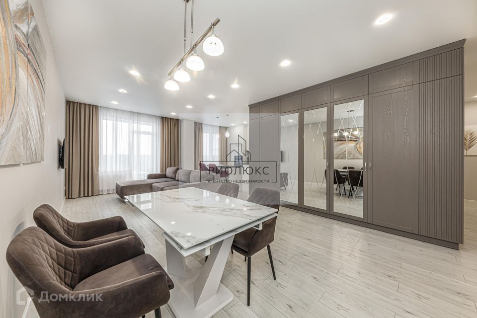 Продаётся 3-комнатная квартира, 95.9 м²