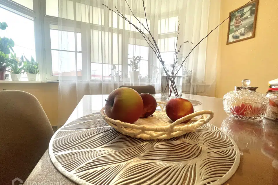 Продаётся 2-комнатная квартира, 86.6 м²