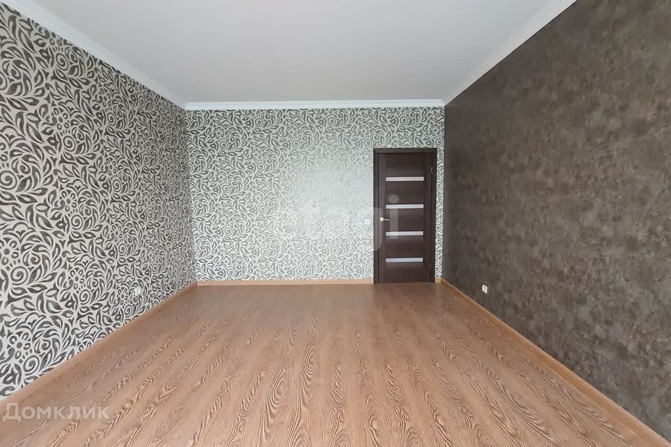 Продаётся 3-комнатная квартира, 111.1 м²