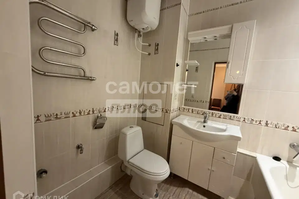 Продаётся 1-комнатная квартира, 44.5 м²