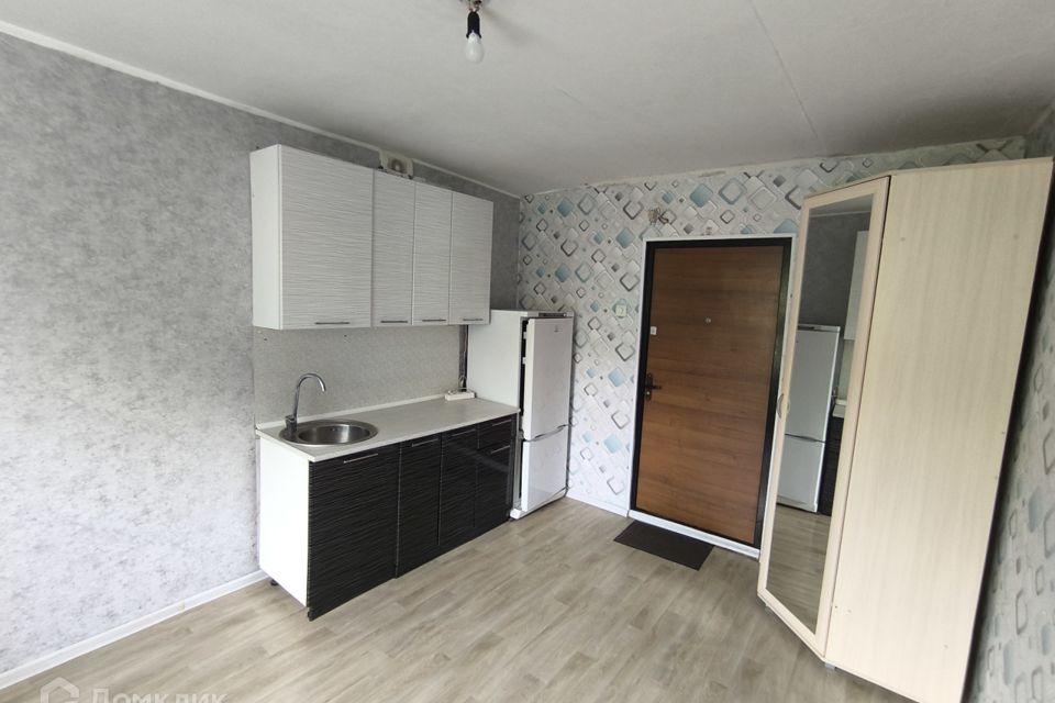 Продаётся комната в 1-комн. квартире, 12.1 м²