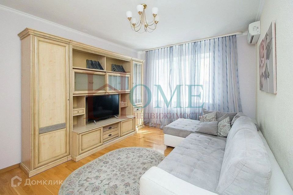 Сдаётся 4-комнатная квартира, 94 м²